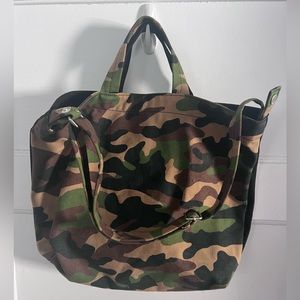 Baggu Deadstock Horizontal Duck Tote in camo/black